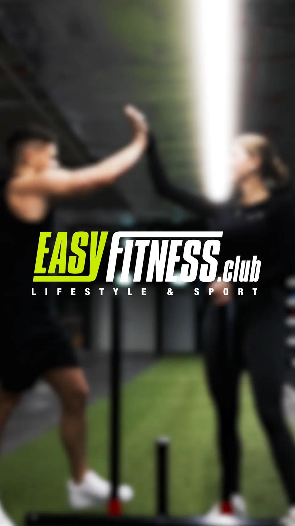 Outdoor-Training mit EasyFitness-Logo, Werbekampagne für EasyFitness